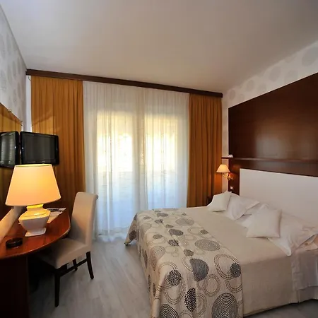 Corallo 4* Μπιμπιόνε