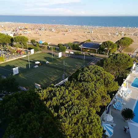 Corallo Hotel 4*