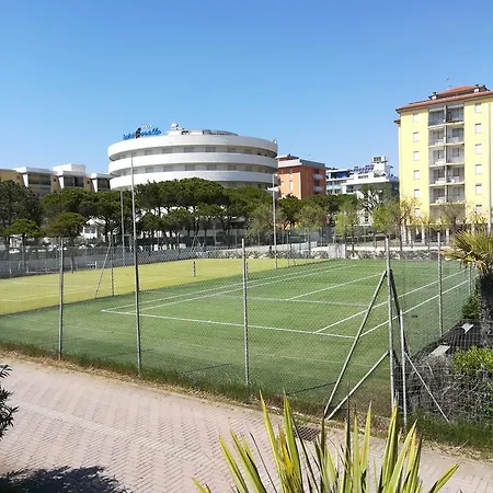 Corallo 4* Μπιμπιόνε